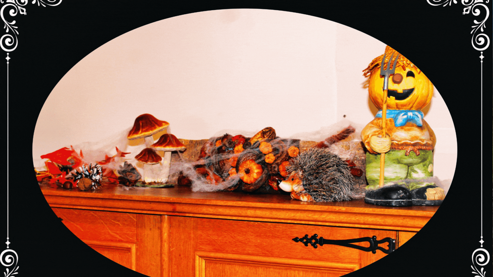 Halloween versiering in St-Alexius-Tienen ||Halloween decorations in St-Alexius-Tienen